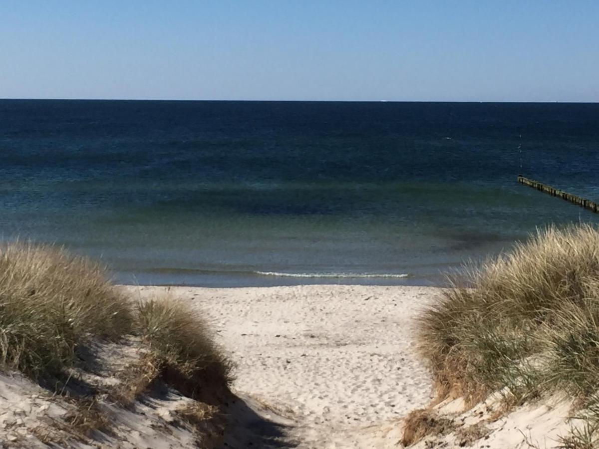 Die Kleine Acht - Direkt Am Strand Дирхаген Екстериор снимка
